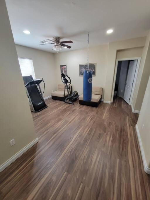 Вилла 5 Bed- Strip 8Mil, Dwntown 4.5Mi Лас-Вегас Экстерьер фото